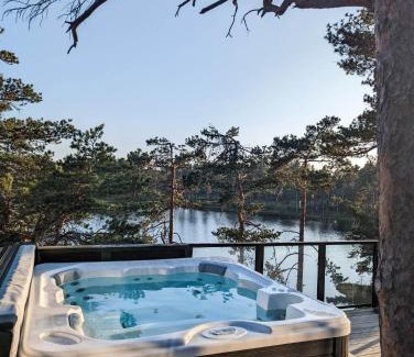 Iveland House | Iveland Tree Top Panorama - Furukrona