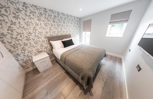 Reading Apartment | Ivory Lodge