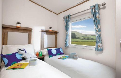 Cockburnspath House | Ivy Caravan 2 at Pease Bay Leisure Park