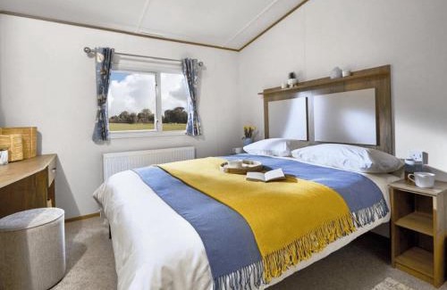 Dunbar House | Ivy Caravan 2 at Thurston Manor Leisure Park