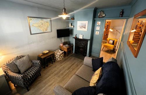 Brading House | Ivy Cottage