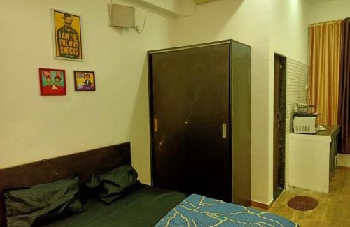 Pali Apartment | Ivy Pali Studio Room with Common Pool 12 kms from Imagicaa