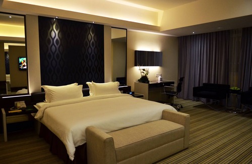 Central Seberang Perai Hotel | Ixora Hotel