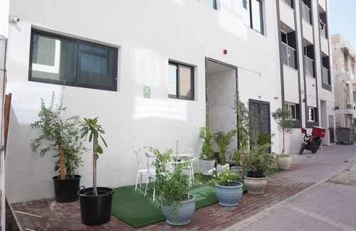 Al Quoz Apartment | IZA 1 Rose 302