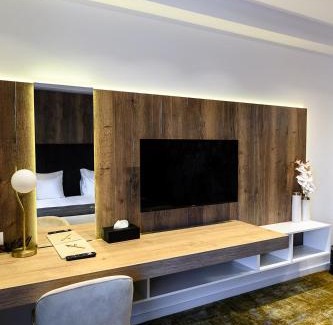 Sighetu Marmatiei Hotel | Iza Hotel