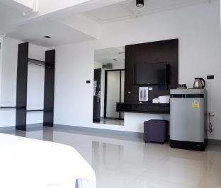 Rayong Hotel | Izen Budget Hotel & Residence