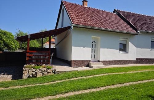 Bogacs House | Jázmin vendégház Bogács