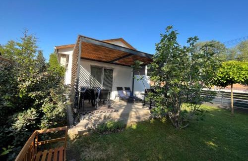 Balatonszarszo House | Jókai Apartmanház Balatonszárszó