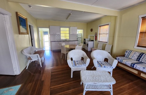 Stuarts Point House | J&B Cottage - Family Getaway
