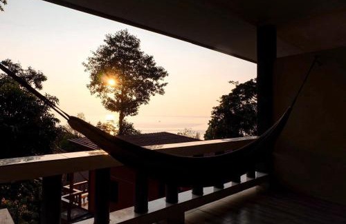 Haad Yao Resort | J.B.Hut Bungalows