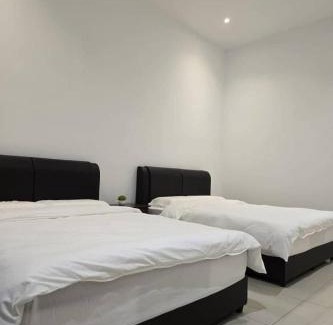 Muar House | J Garden Village