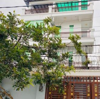 Mean Chey House | J Guesthouse and Restaurant