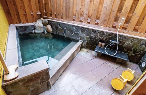 Tanabe House | J-Hoppers Kumano Yunomine Guesthouse
