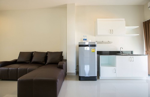 Phetchaburi Hotel | J-House Phetchaburi