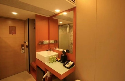 Bowrington Hotel | J Link Hotel