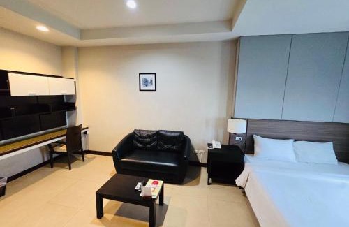 Chonburi Hotel | J Park Hotel - SHA Extra Plus