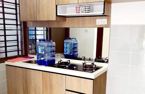 Tebrau Apartment | J&R HOMESTAY (HOME AWAY FROM HOME)