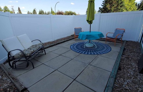 Red Deer Condo | Jack & June's Condo in South Red Deer