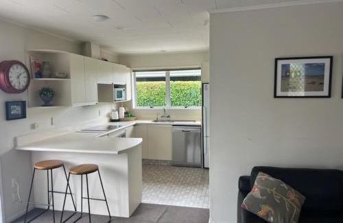 Rainbow Point House | Jacksons - Two Mile Bay Holiday Home