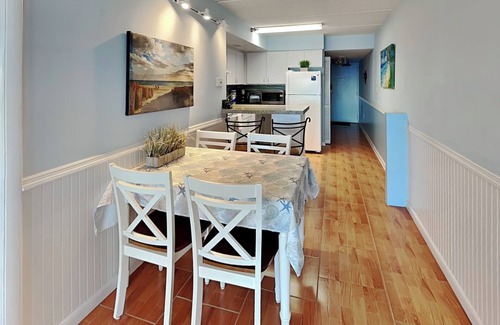 Jacksonville Beach Condo | Jacksonville Beachdrifter by VTrips