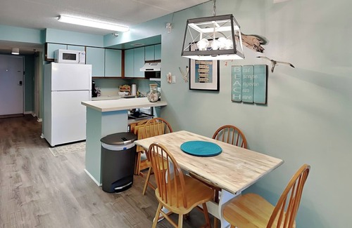 Jacksonville Beach Condo | Jacksonville Beachdrifter by VTrips