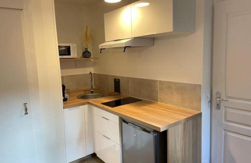 Cote Ouest Ormeaux Apartment | Jacuzzi extérieur privé sans aucun vis-à-vis