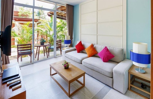 Khuk Khak Beach Villa | Jacuzzi Villa in Khao Lak with a romantic outdoor Jacuzzi JV#17