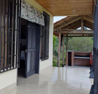 Filandia House | JADE