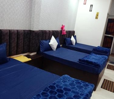 Ujjain House | JAI BHOLE HOME STAY
