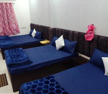 Ujjain House | JAI BHOLE HOME STAY