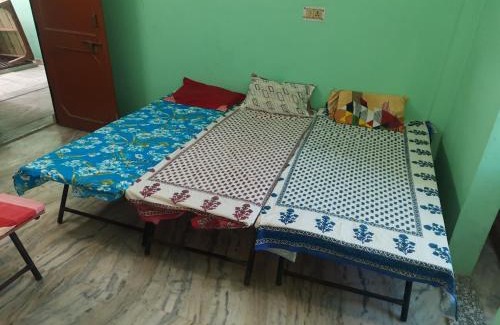 Karchana Apartment | jai shri khatushyam stay
