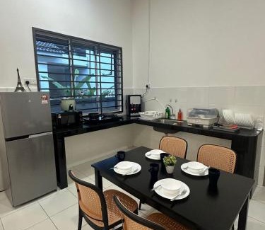Taman Kota Masai Apartment | Jalan Rambai 9 Family Suite 3 Bedroom