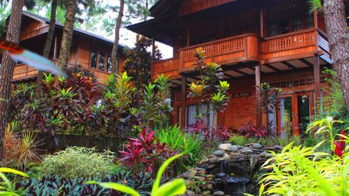 Jambu Luwuk Resort | Jambuluwuk Convention Hall & Resort Puncak