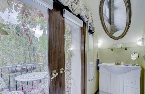Stillwater Bed & Breakfast | James Mulvey Carriage House Inn