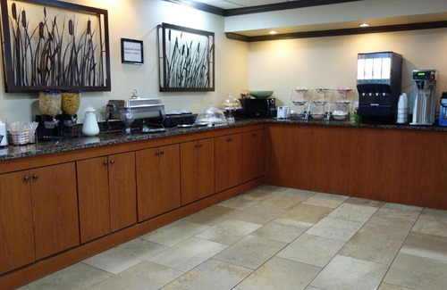 Dock Junction Hotel | Jameson Inn of the golden isles- Brunswick