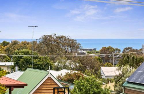 Jan Juc House | Jan Juc Ocean Views And Sunshine