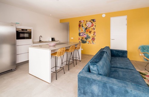 Willemstad Apartment | Jan Sofat LUX | Ground Floor | Tropicana | Pool