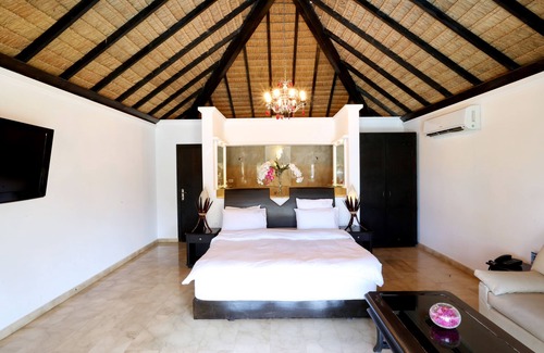 Damour Hotel | Janna Sur Mer