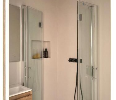 Oxford Apartment | JAPANDI CHIC 1BR Bright Functional Designer Flat