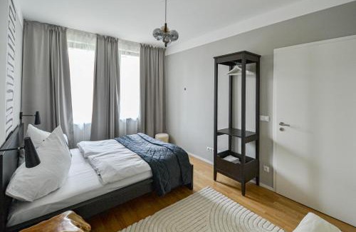 Zizkov Apartment | Japanese Design 3BDR Apartment in a Vibrant Area