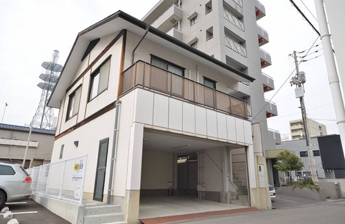 Fujitsuka Cho House | Japanesestyle room LDKs reserved single house /Takamatsu Kagawa