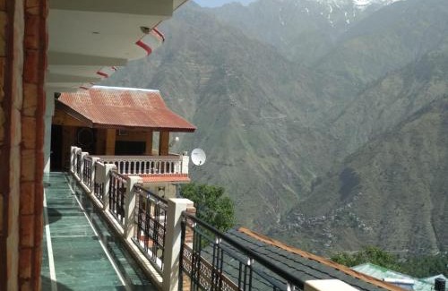 Brahmaur House | Japotra home stay