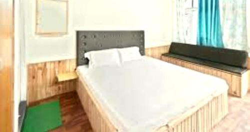Brahmaur House | Japotra home stay