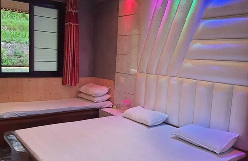 Brahmaur Hotel | JAPOTRA HOME STAY