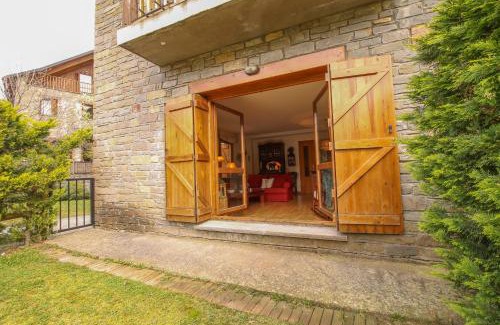 Sallent de Gallego Apartment | Jardín de Telera