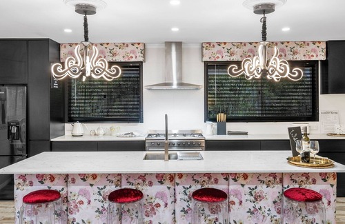 Conondale House | Jardee Chateau Guest House