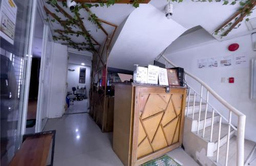 Sampaloc Hotel | Jardin Oriental Suites Ubelt Manila