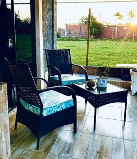 Encarnacion House | Jardines del monte