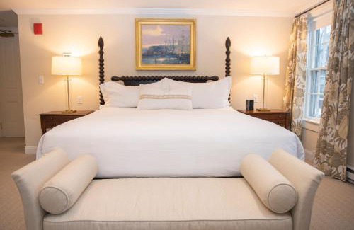 Nantucket Town Hotel | Jared Coffin House