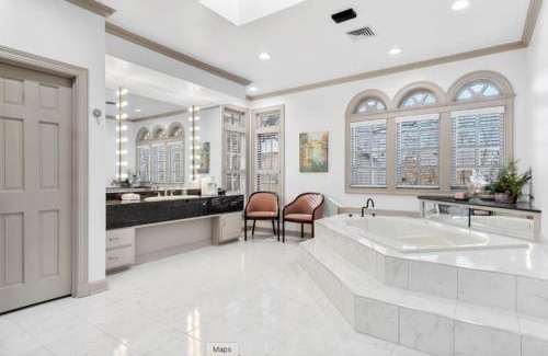 Ramona House | Jarrett Farm -Presidential Suite